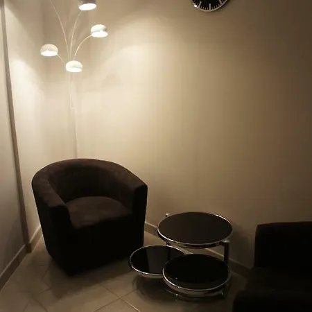 Moresby Apartman Antibes